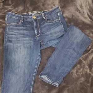 Hi-Rise American Eagle Jegging